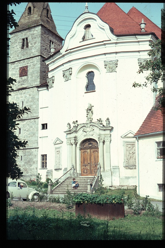 24.Frauenzell jul 1968 Mama,Brigitte,Peter.JPG